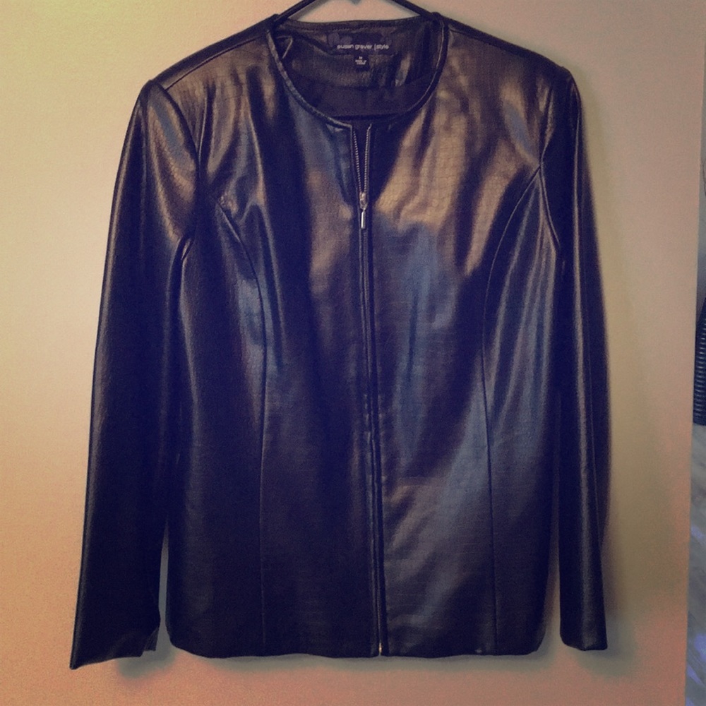 Women’s Leather Jacket Sz Medium